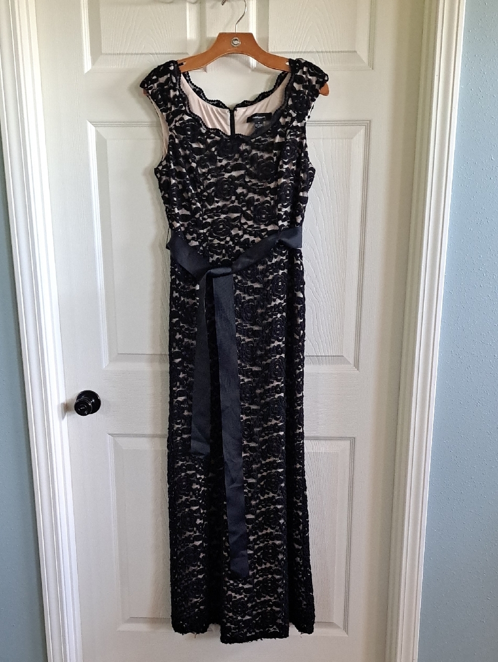 R&M Richards Lace Formal Bodycon Satin Sash Stretch Maxi Formal Elegant Dress